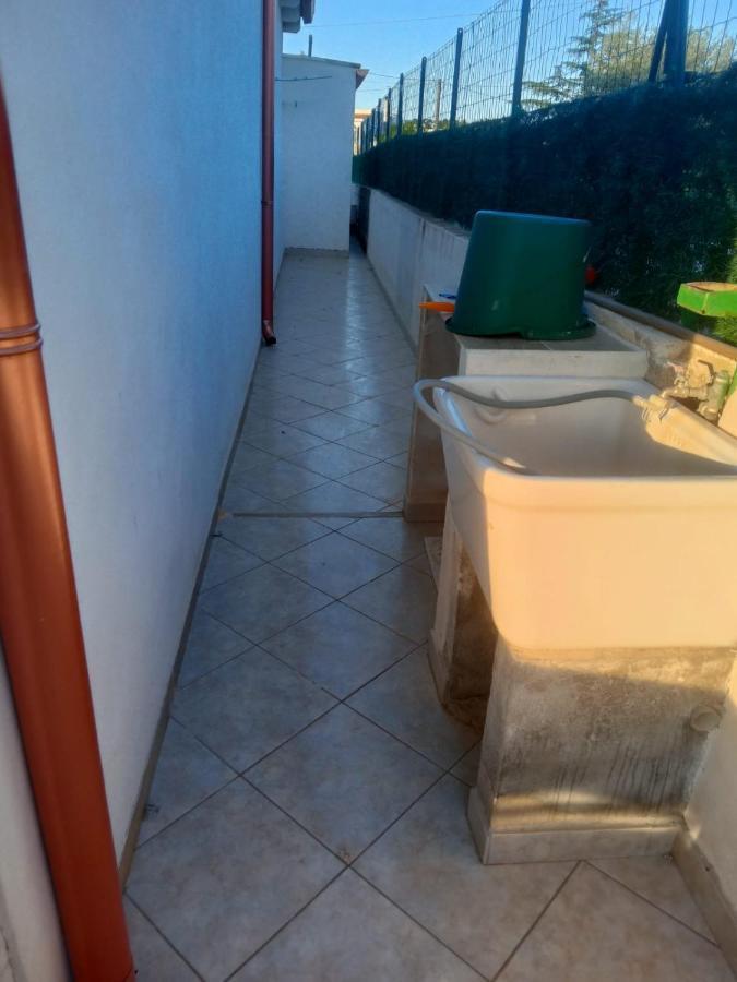 Da Franco E Emilia Apartment ออสตูนี ภายนอก รูปภาพ